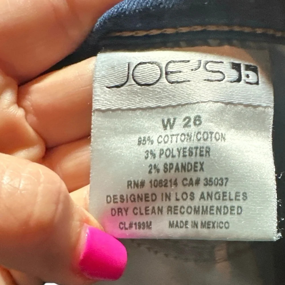 Joe’s women’s Blue Jean Shorts Size 26 - Picture 4 of 5